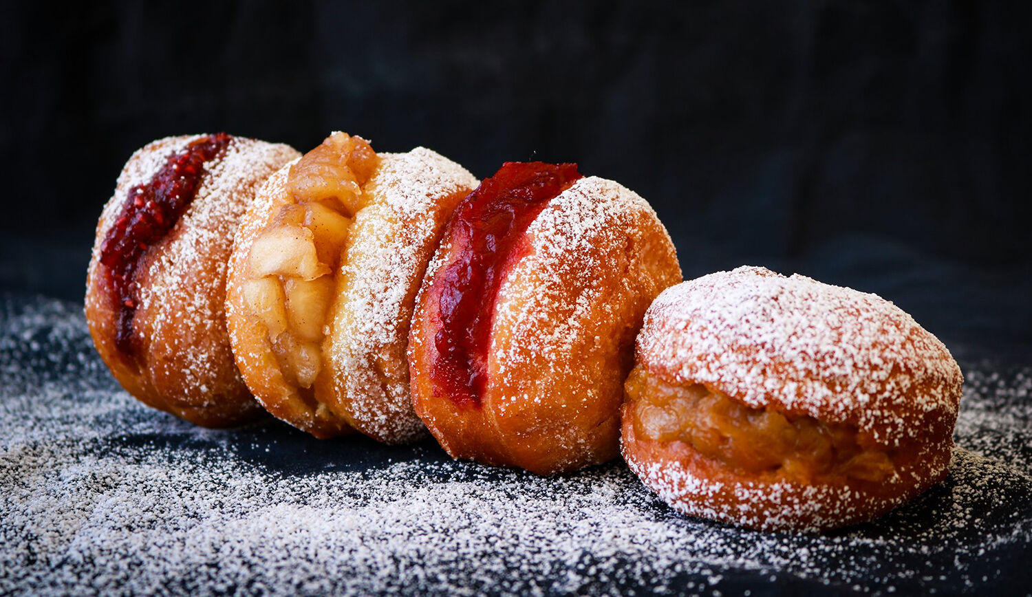 Ugly Apple Pączki